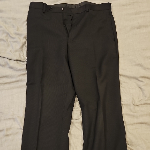 Calvin Klein Elegant Black Suit - Picture 4 of 4